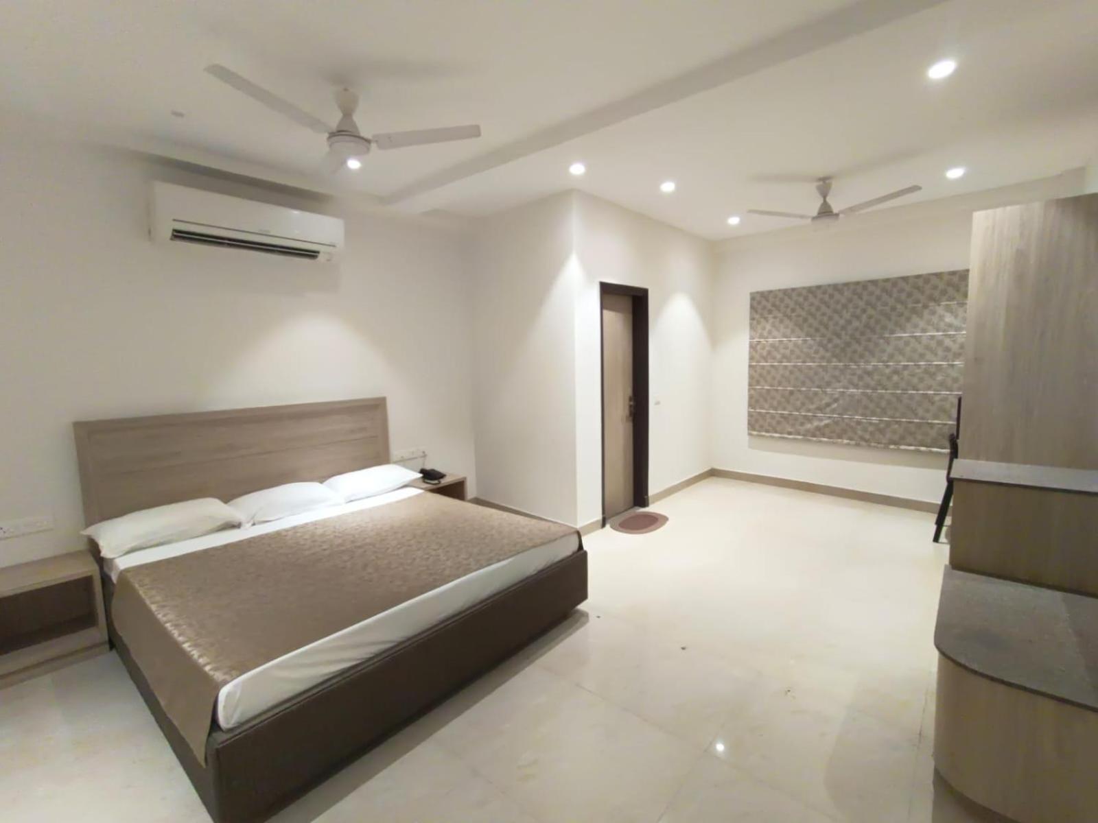 Hotel Bagla Atithi Banaras Varanasi Luaran gambar